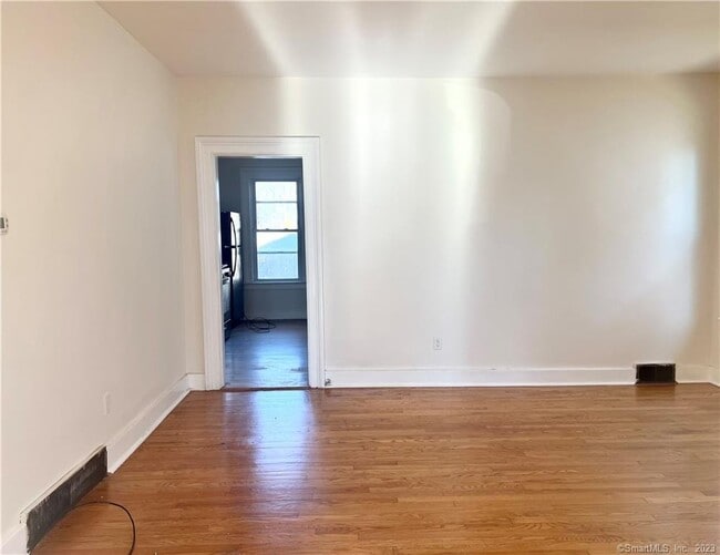 74 High St in Ansonia, CT - Building Photo - Building Photo