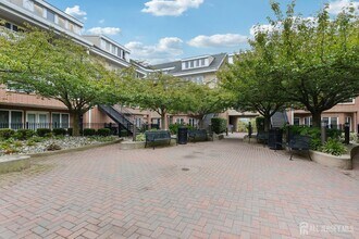 368 Rector St in Perth Amboy, NJ - Building Photo - Building Photo
