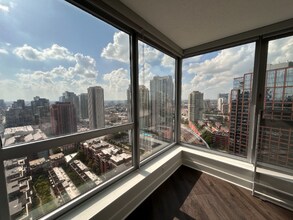 309 N Canal St in Chicago, IL - Building Photo - Building Photo