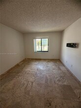 8811 SW 123rd Ct in Miami, FL - Building Photo - Building Photo
