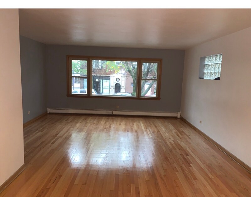 2646 N Laramie Ave, Unit 2nd floor in Chicago, IL - Building Photo