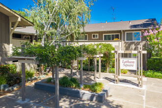 Latham Square in Mountain View, CA - Building Photo - Building Photo