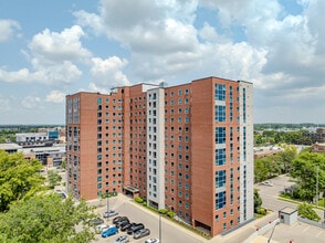 Foundry First - Student Living in London, ON - Building Photo - Building Photo