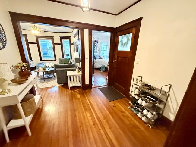 19 Turner St, Unit 1