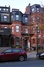 227 Newbury St in Boston, MA - Building Photo - Primary Photo