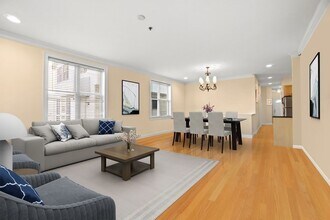 8 Howell St in Boston, MA - Building Photo - Building Photo