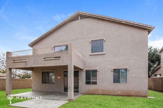16812 W Marconi Ave in Surprise, AZ - Foto de edificio - Building Photo