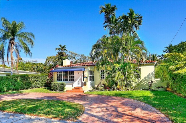 537 Zamora Ave in Coral Gables, FL - Building Photo - Building Photo