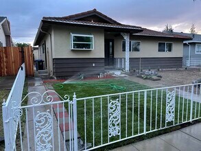 4317 Jan Way in San Jose, CA - Building Photo - Building Photo