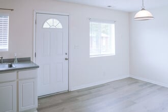 41 Beri Dr, Unit 41 Beri Drive in Asheville, NC - Building Photo - Building Photo