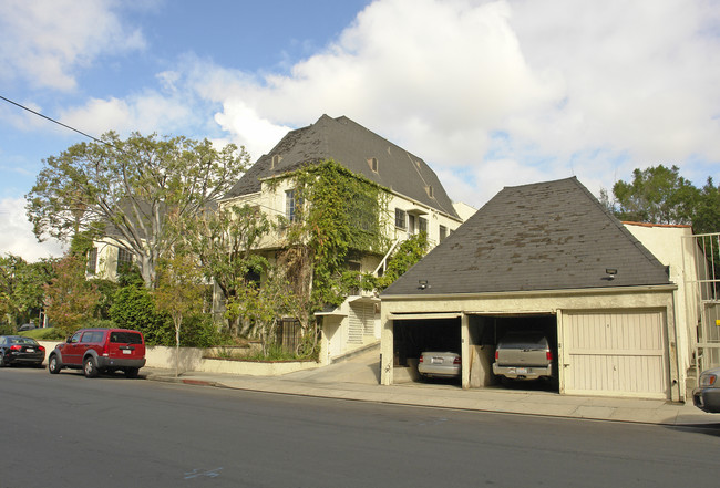 1600 N Martel Ave in Los Angeles, CA - Foto de edificio - Building Photo