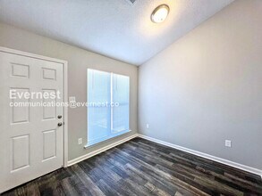 5637 Kaitlyn Dr W in Walls, MS - Foto de edificio - Building Photo