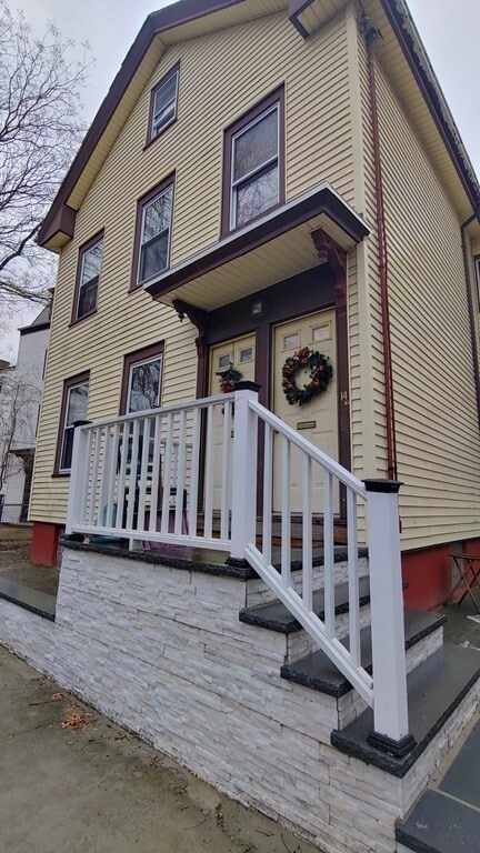 property at 14 Market St