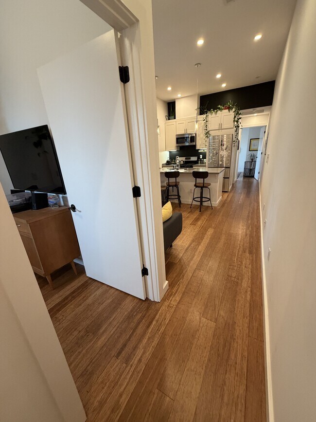 1134 Foothill Blvd in Oakland, CA - Building Photo - Building Photo