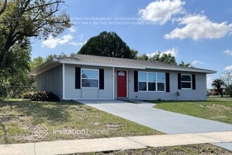 1040 Edgehill Ave, Unit 1 in Spring Hill, FL - Building Photo - Building Photo