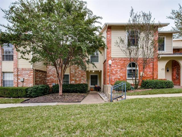 property at 1995 Shorewood Dr