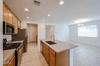 8857 W Colter St in Glendale, AZ - Building Photo - Building Photo