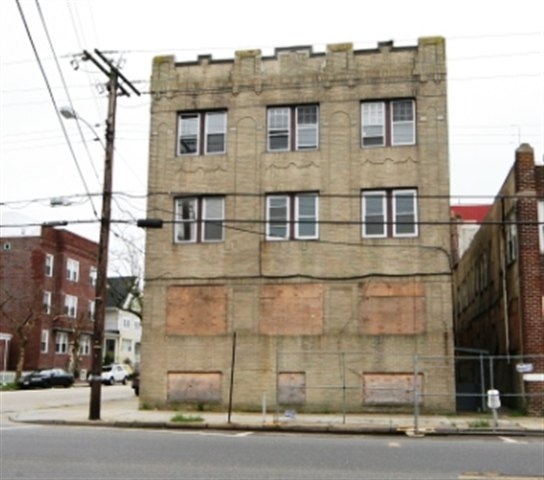 1 S Nashville Ave in Ventnor, NJ - Foto de edificio - Building Photo