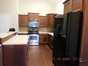 317 Flowing Meadows Dr in Kathleen, GA - Building Photo - Building Photo