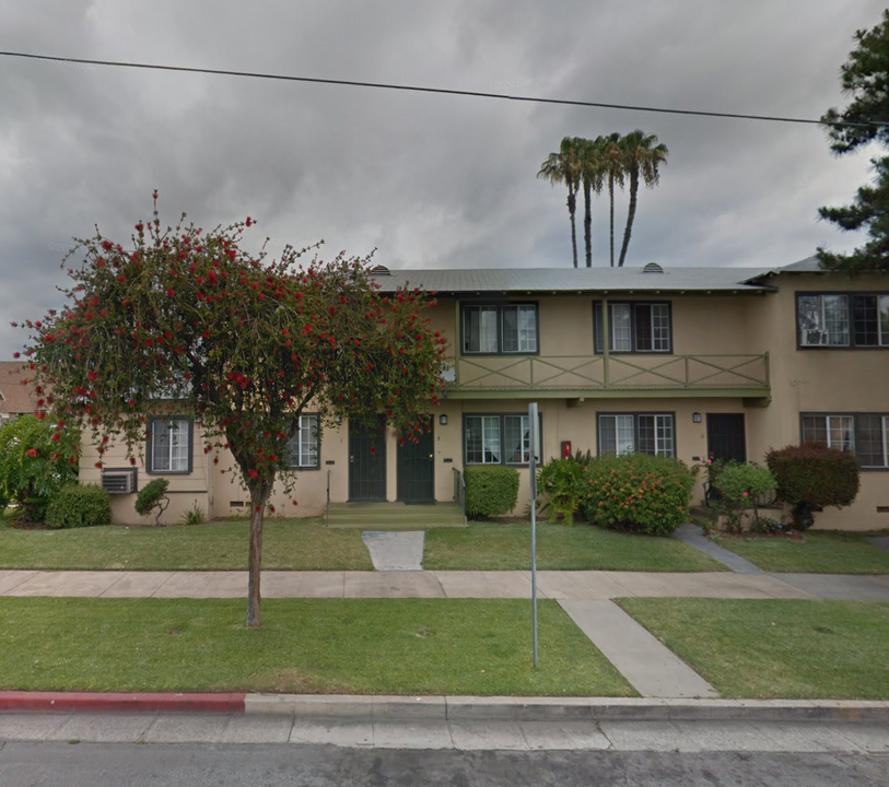 113-13 E Linda Vista Ave in Alhambra, CA - Building Photo