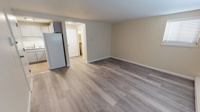 38 Simard Dr in Chicopee, MA - Building Photo - Building Photo