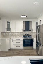 22148 Dante St in Oak Park, MI - Building Photo - Building Photo