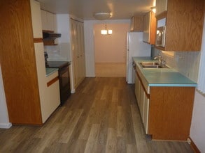 9280 Tennyson St in Westminster, CO - Foto de edificio - Building Photo