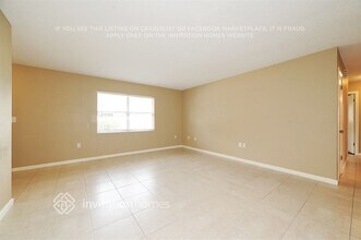 6029 Christina Dr E in Lakeland, FL - Building Photo - Building Photo