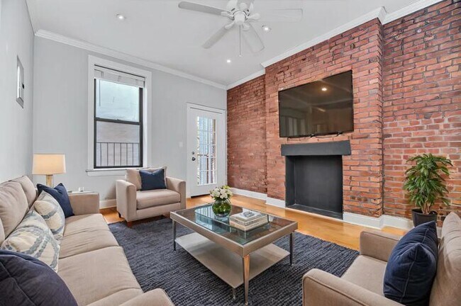 property at 303 Mercer St