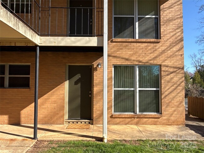 1812 The Plaza in Charlotte, NC - Building Photo - Building Photo