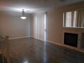 703 Respectful Ridge Ave in Henderson, NV - Building Photo - Building Photo