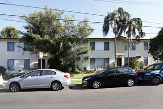 13517-13521 Rye St in Sherman Oaks, CA - Building Photo - Building Photo