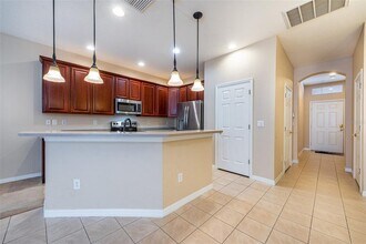 1427 Summergate Dr in Valrico, FL - Building Photo - Building Photo
