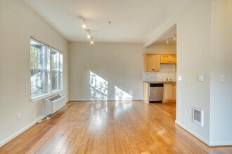 8320 N Princeton St in Portland, OR - Building Photo - Building Photo