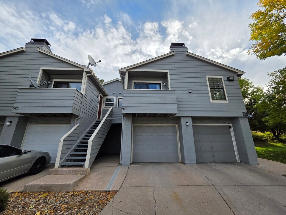 971 Tampico Ct in Colorado Springs, CO - Building Photo