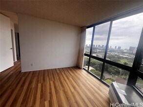 2040 Nuuanu Ave in Honolulu, HI - Building Photo - Building Photo