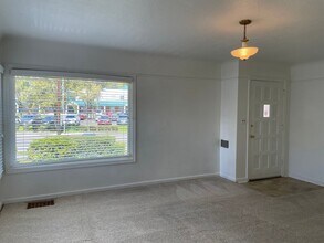 3309 E Evergreen Blvd in Vancouver, WA - Building Photo - Building Photo