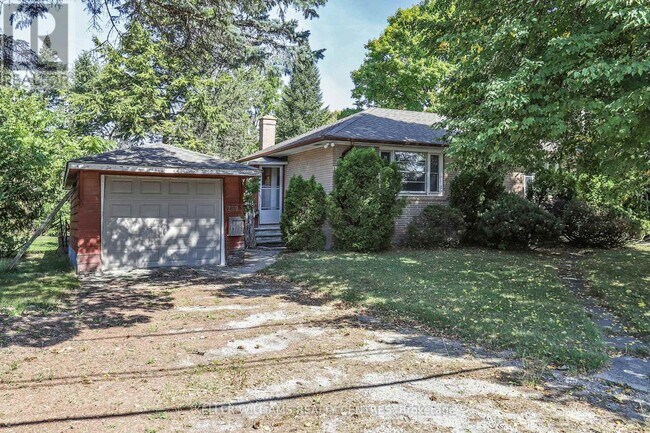 property at 252 Elgin Mills Rd W