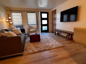 1806 W Gore Creek Dr, Unit Lower Lock off in Vail, CO - Building Photo