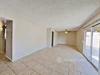 18241 N 7th Dr in Phoenix, AZ - Foto de edificio - Building Photo