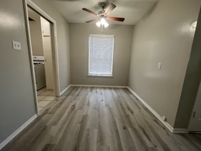 300 S Oak Knoll Ave in Pasadena, CA - Building Photo - Building Photo