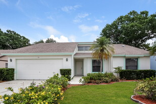701 49th St E in Bradenton, FL - Building Photo