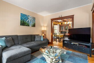 18 Kingsboro Park in Boston, MA - Foto de edificio - Building Photo