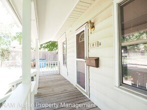 101 Franklin Blvd in Austin, TX - Building Photo - Building Photo