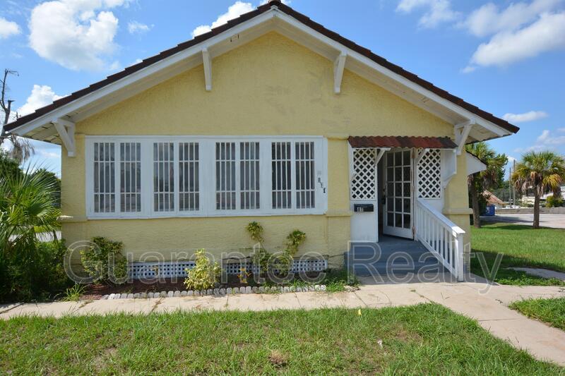 811 E Main St in Haines City, FL - Building Photo