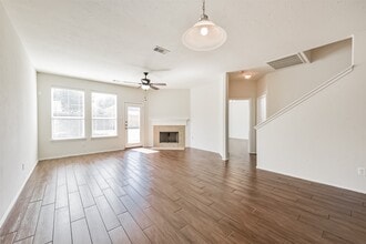 16531 Whitaker Creek Dr in Houston, TX - Building Photo - Building Photo