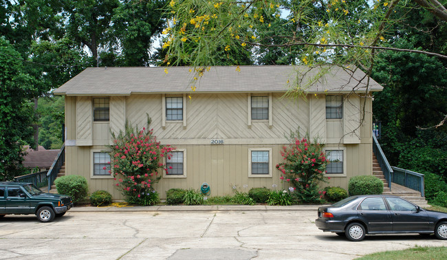 2016 Bradford Ct in Tallahassee, FL - Foto de edificio - Building Photo