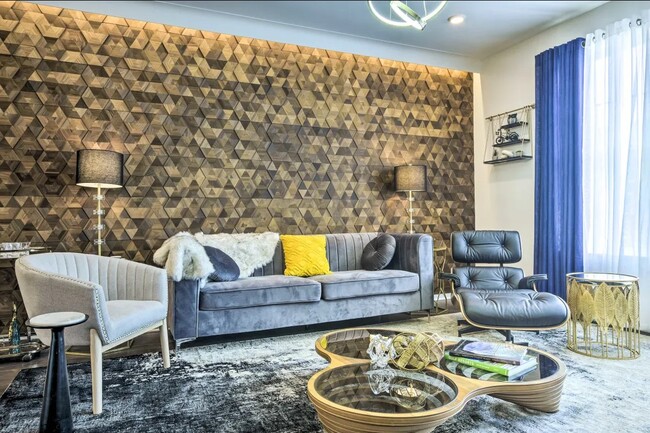property at 1119 Commack Dr