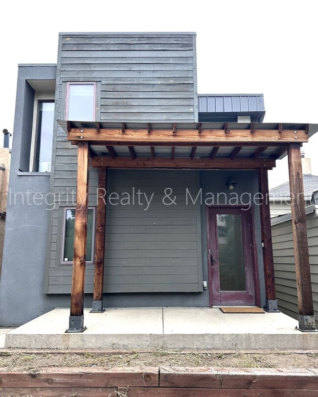property at 3526 Lipan St