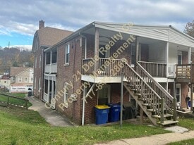 1414 S George St in York, PA - Building Photo
